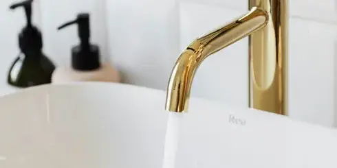 plombier à Saint-Cyr-sur-Loire - image 3